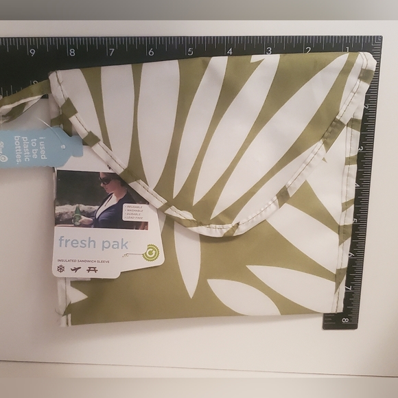 12 Reusable Sandwich Bags Pouch Insulated NWT - Picture 6 of 9